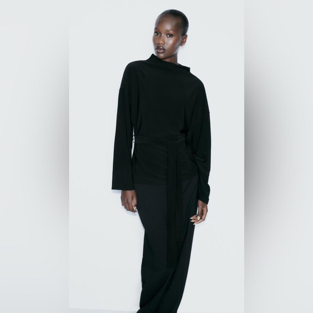 Zara Elegant Black Long Sleeve Top